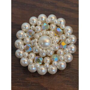 VTG 50s Faux Pearl & AB Rhinestone Brooch Wreath Design Gold Tone Made In Japan